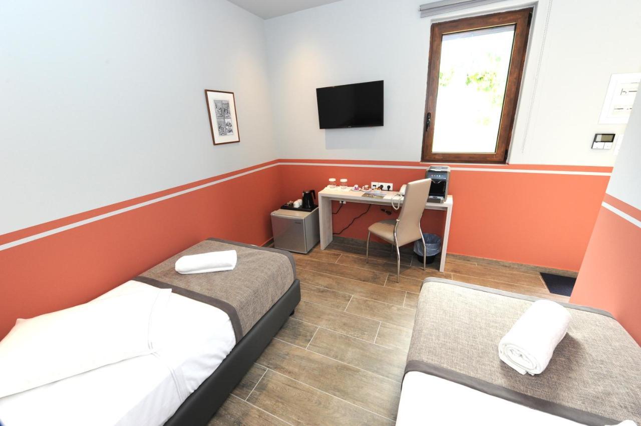 Camping & Bungalows Castle View Mistrá Exterior foto
