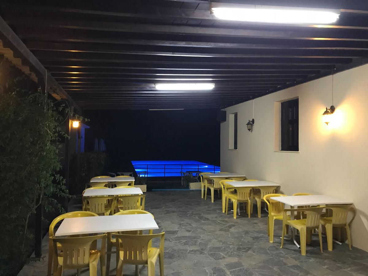 Camping & Bungalows Castle View Mistrá Exterior foto