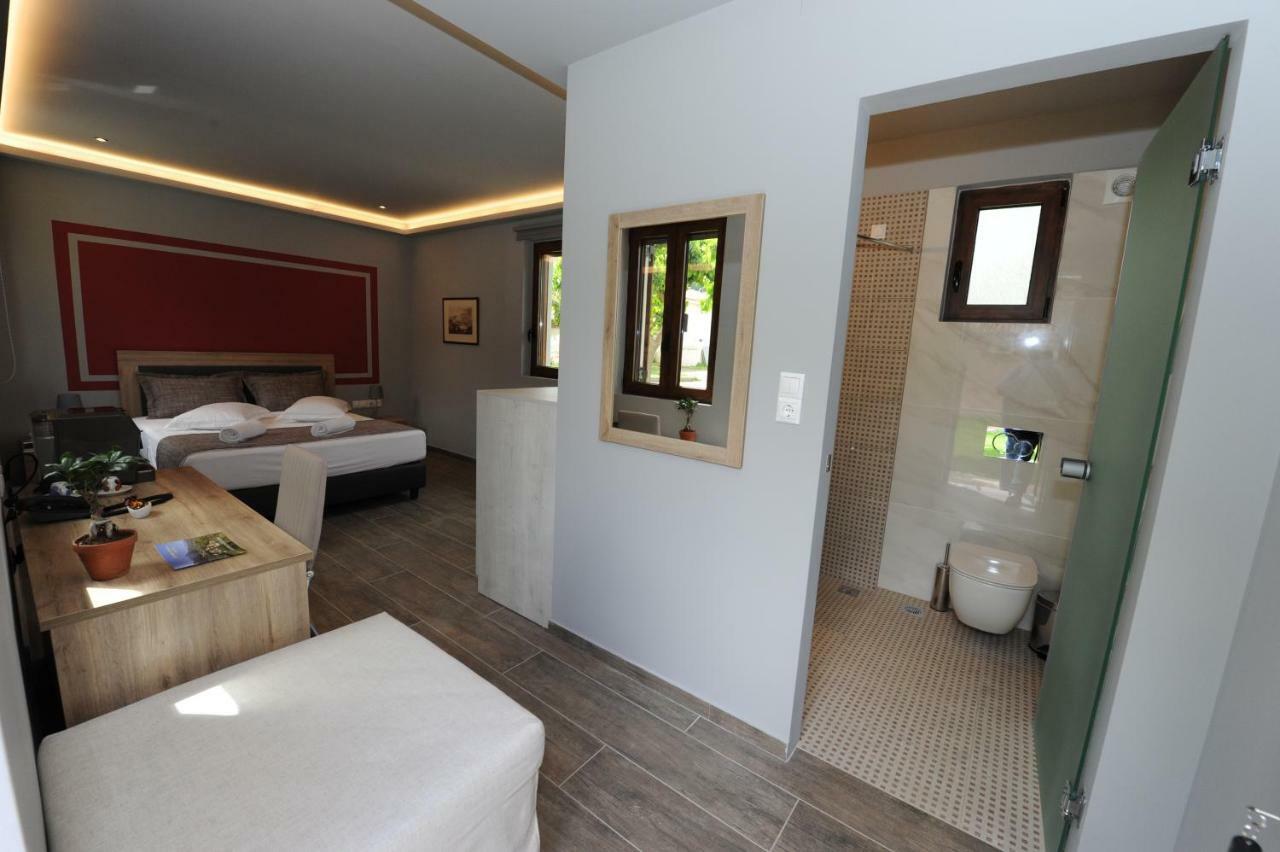 Camping & Bungalows Castle View Mistrá Exterior foto