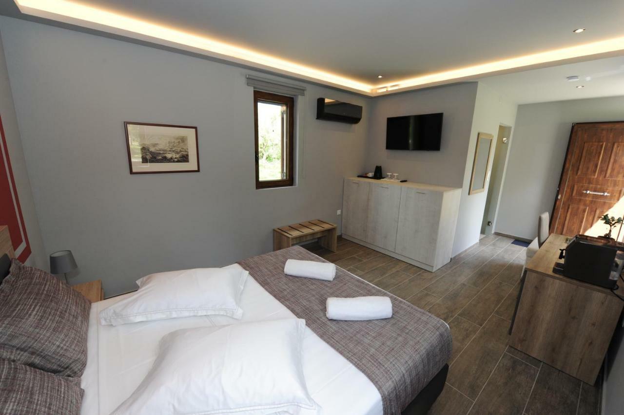 Camping & Bungalows Castle View Mistrá Exterior foto